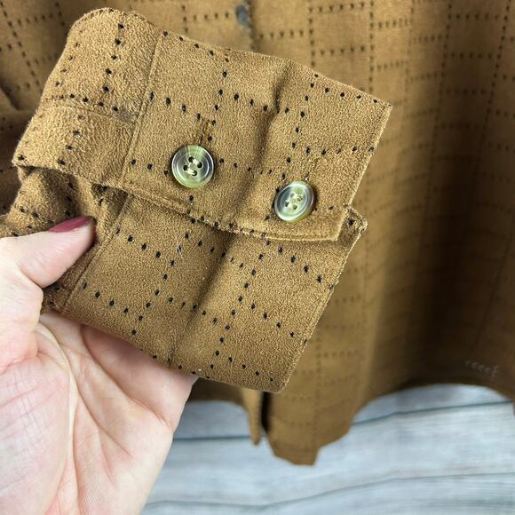 Vintage Westbound Brown Faux Suede Button-Down โ Eyelet Detail,โ Size XL - Picture 7 of 8